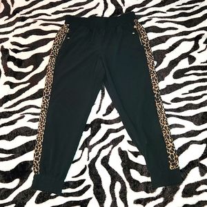 Black/Leopard Chicos Zenergy Joggers Size  2